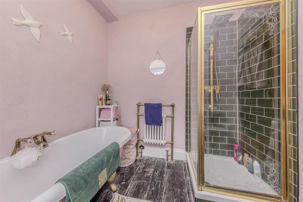 Ensuite