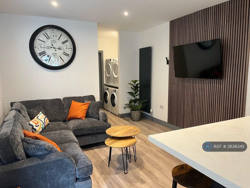 Communal Open Plan Lounge