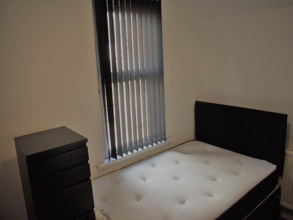 First Floor Rear Bed