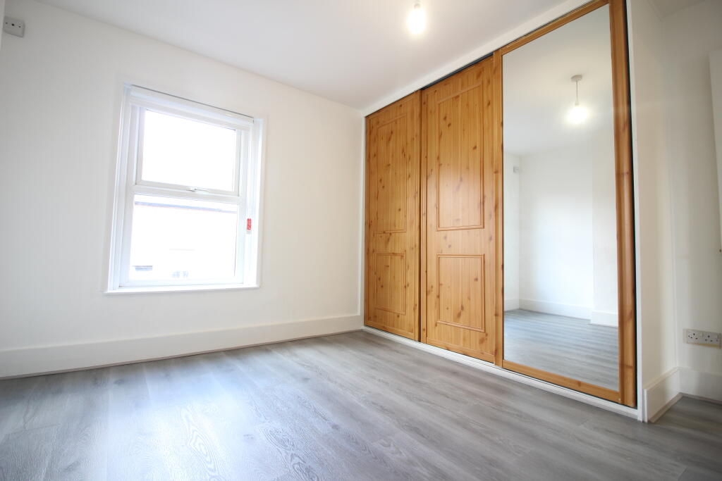 82 Grover Road - Mas