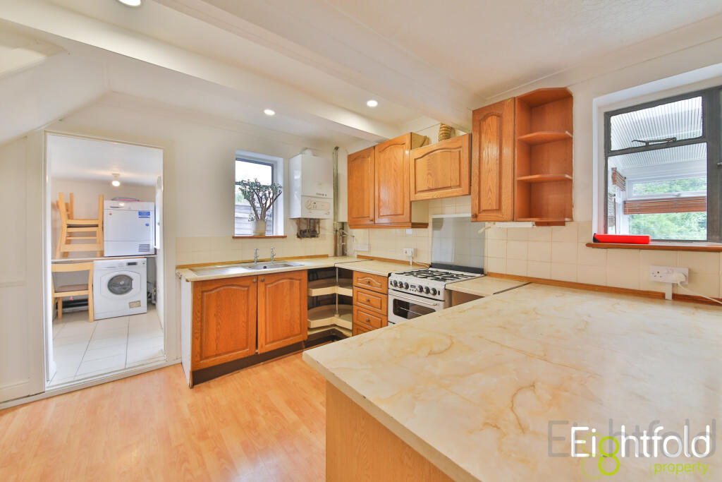 Kitchen/Dining