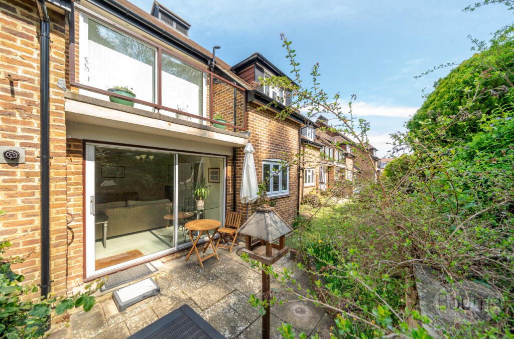 f293bfa4-128e-4cd...