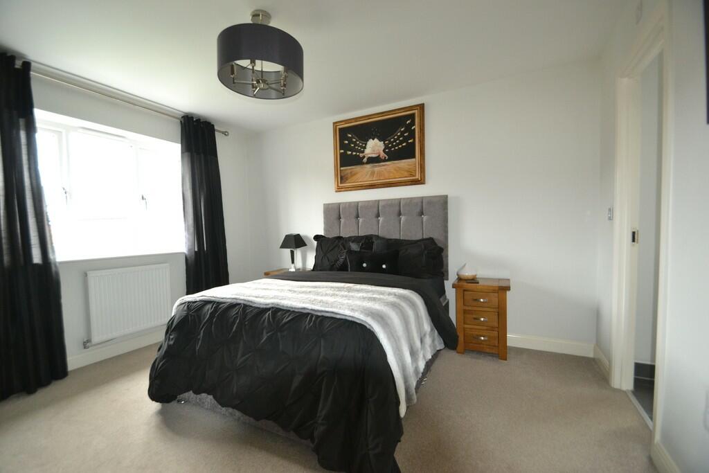 Main Bedroom 
