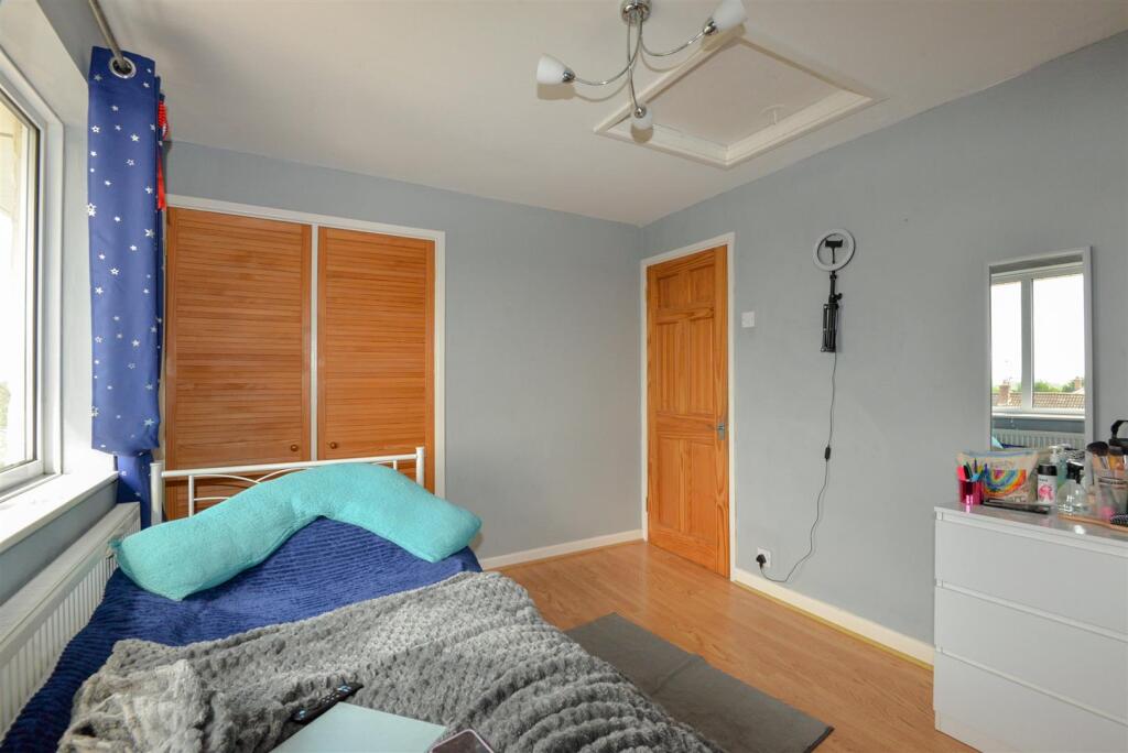 Bedroom3 2.jpg