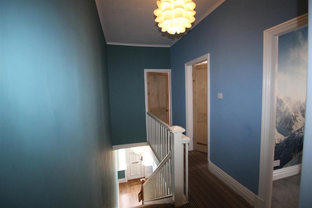 Cartmell Road, 13 Landing 1.JPG