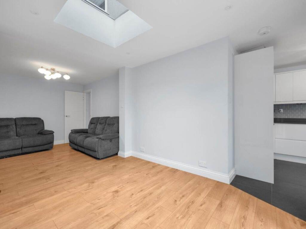 1 croyde lounge dini