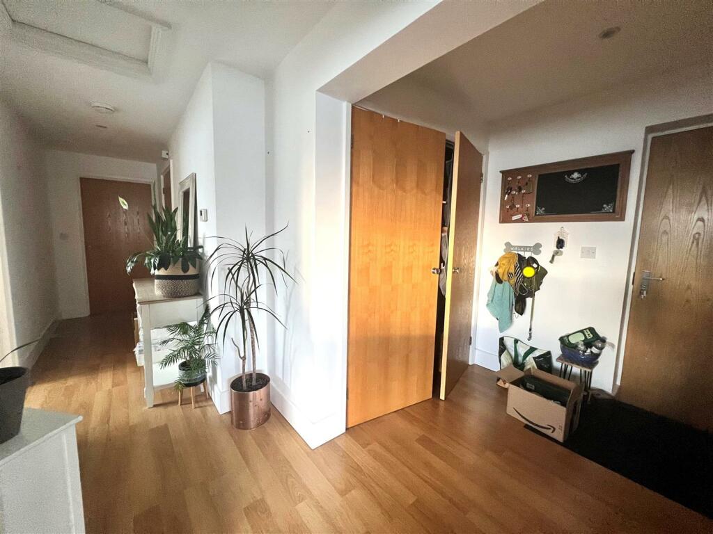 Hall.jpg
