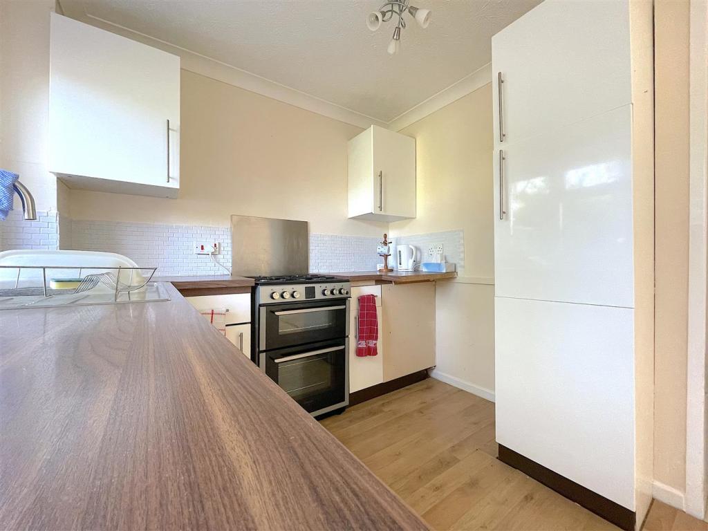 Kitchen (3).jpeg