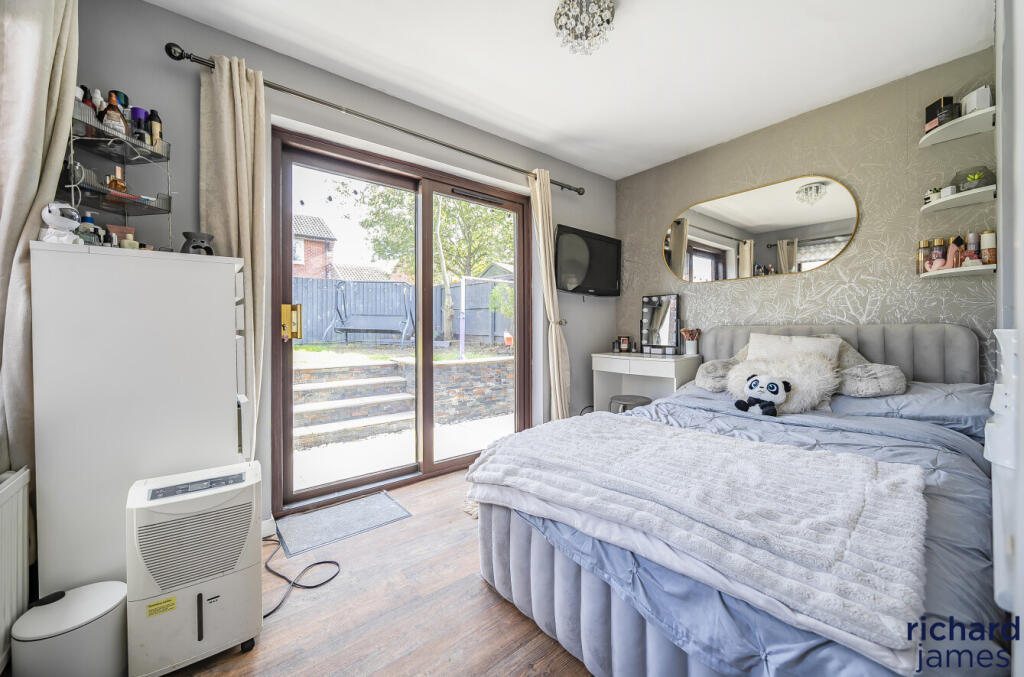 3fcb16fa-f874-4c7...