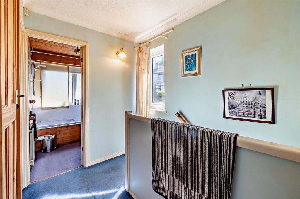 8649144-interior20-800.jpg
