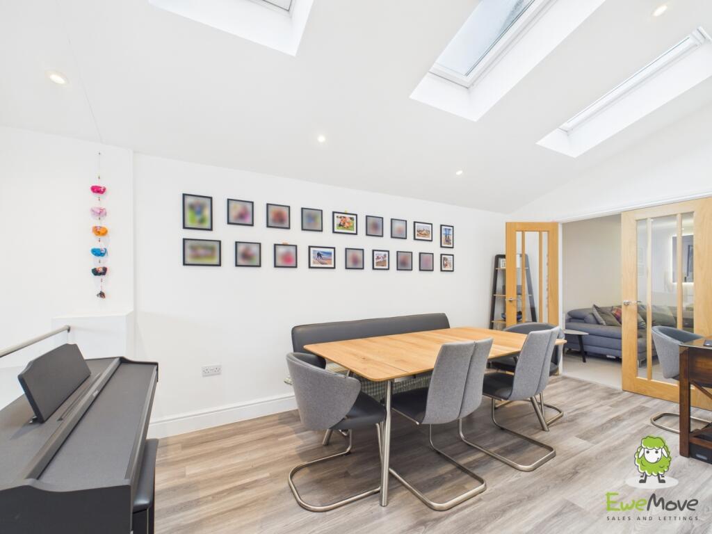 EweMove Estate Agents Basingstoke - Kings Road 