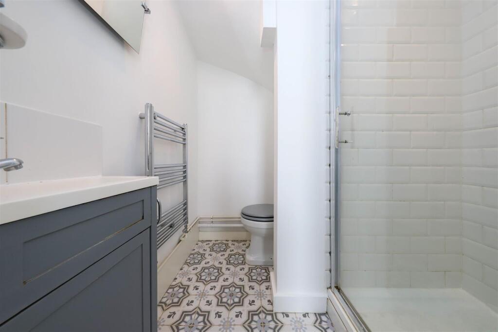 nicholas james norfolk rd shower 1.jpg