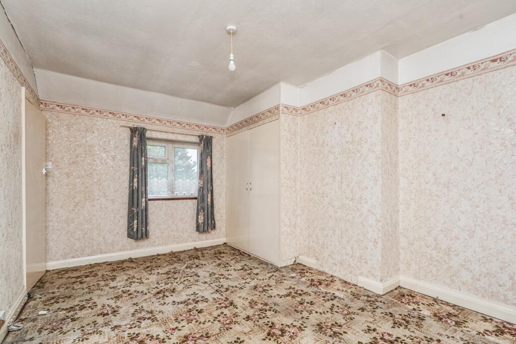 105 Cressingham Road, Reading, Berkshire, RG2 7RY