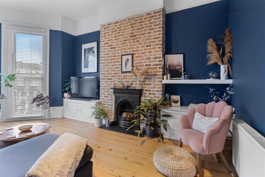 living room #6.jpg