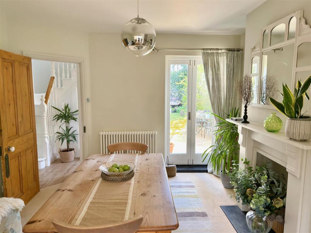 Dining Room To Garden.jpg