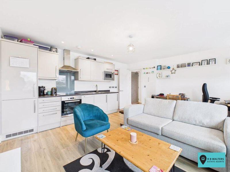 Lounge/Kitchen