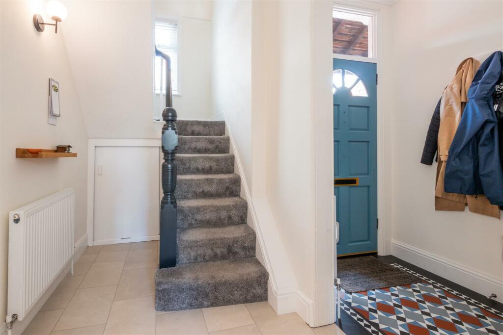 Entrance Hall Aspect 2