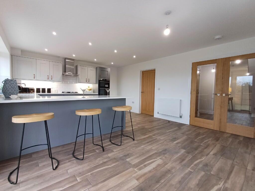 Dining Kitchen Farnborough.jpeg