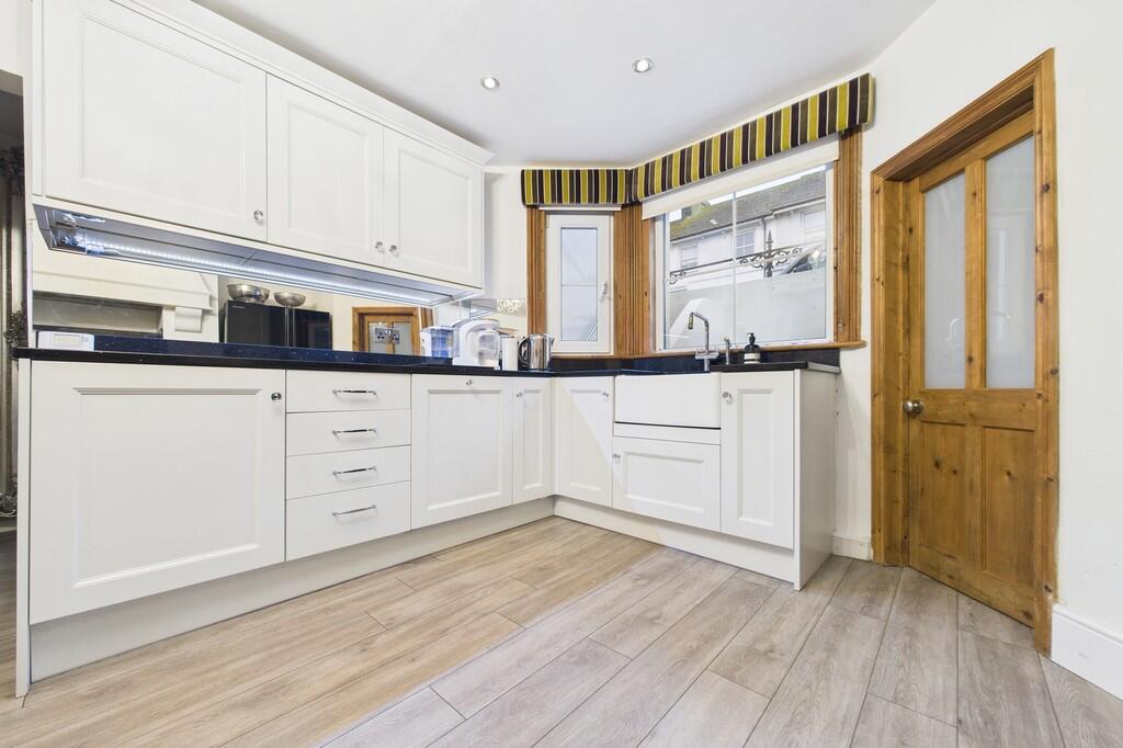 CAM01085G0-PR0663...