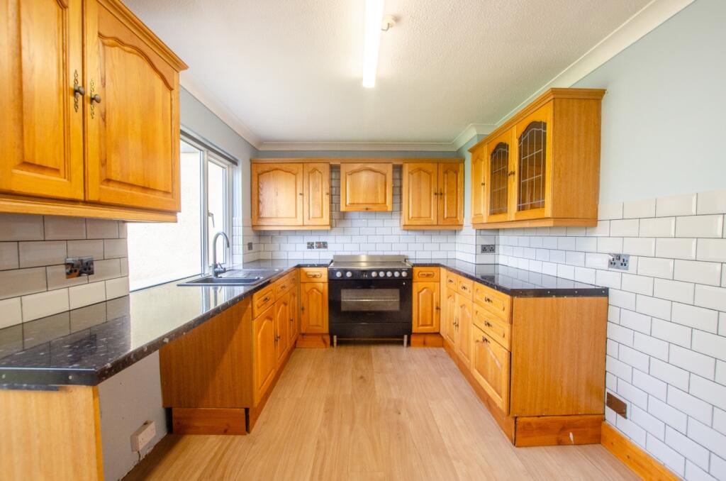 4 Beatrice Road TPS Bodmin 01208 74182-05