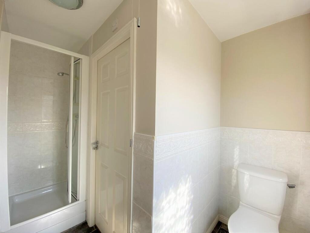 Bedroom 1 En Suite Shower Room 2