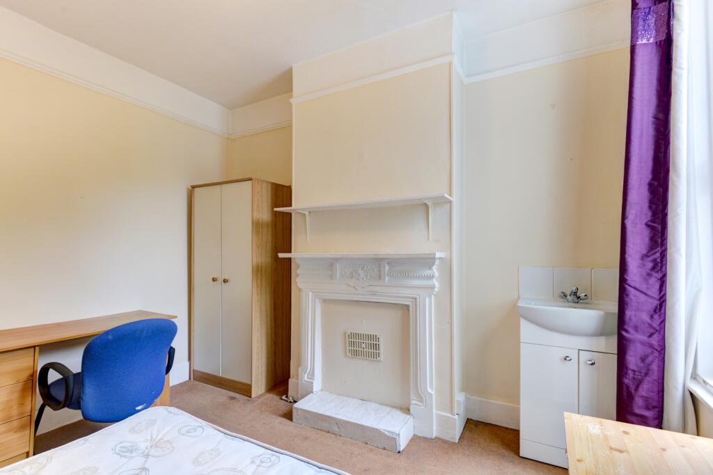 80 Bernard Road Bedroom 2 (2)