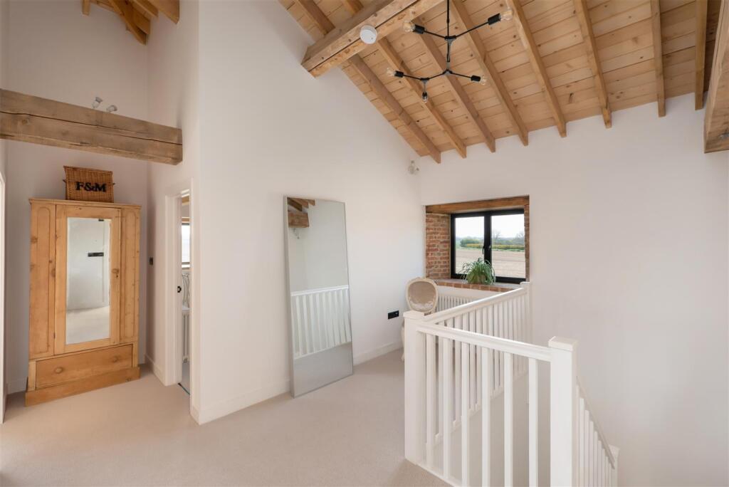 Lower Road, Teynham, Sittingbourne