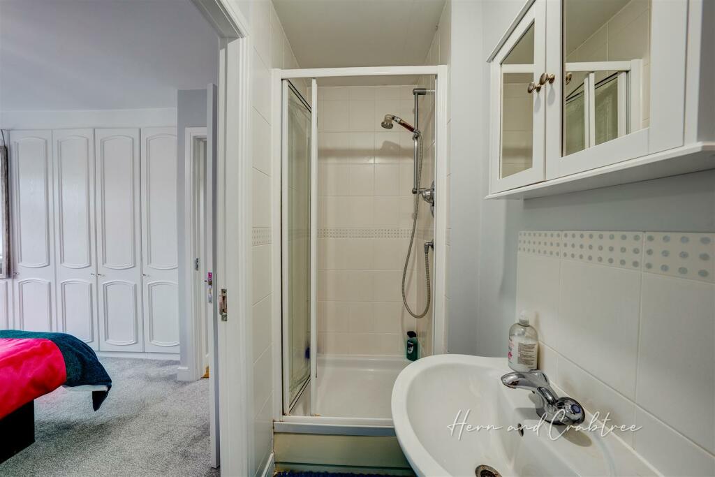 Page Drive, HernCrabtree (39).jpg