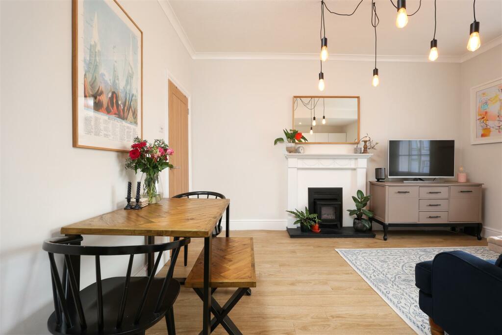 2FF 21 Southleigh Rd 12.JPG