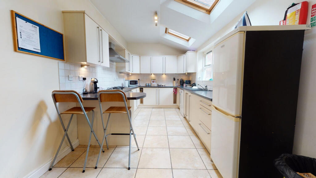 Bute Avenue, Lenton, Nottingham, NG7 1QB