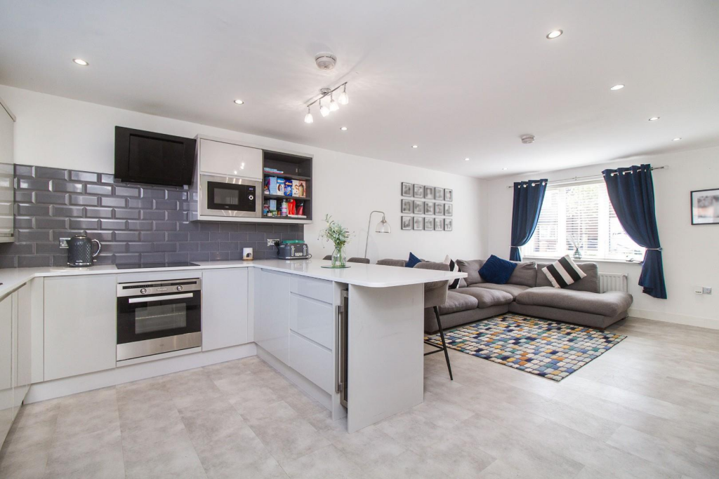 Living Room / Kitchen Diner