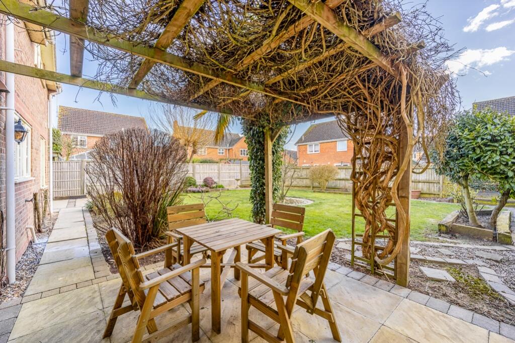 14 Russell Drive (Cowbit)-11