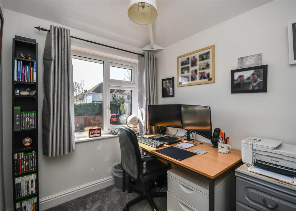 20 Hilston Avenue-Bedroom 3.jpg