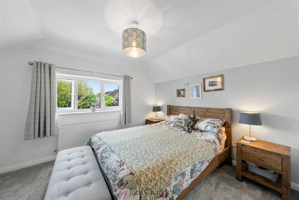 26 Riding Lane-16.jpg