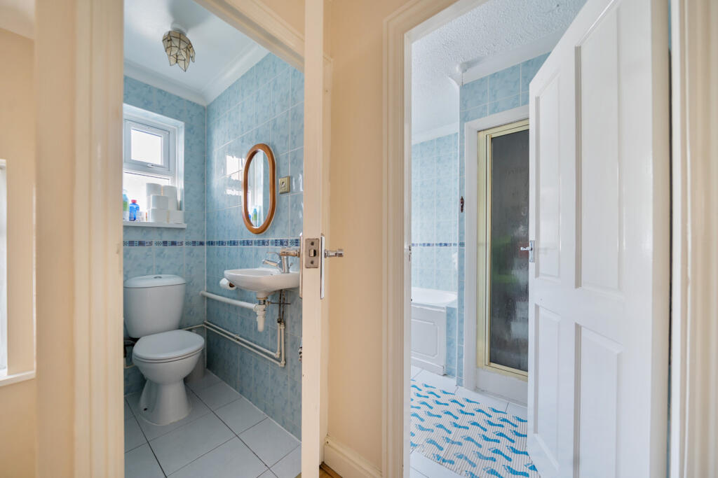 1315548-3-685bbd5...