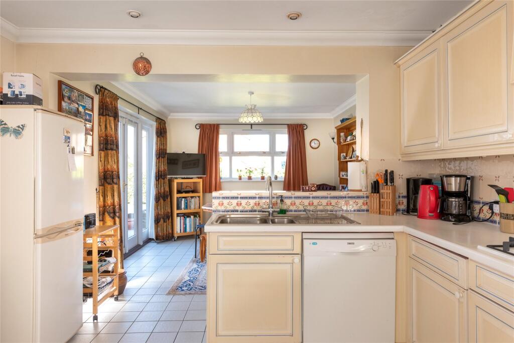 Kitchen To Dining Rm