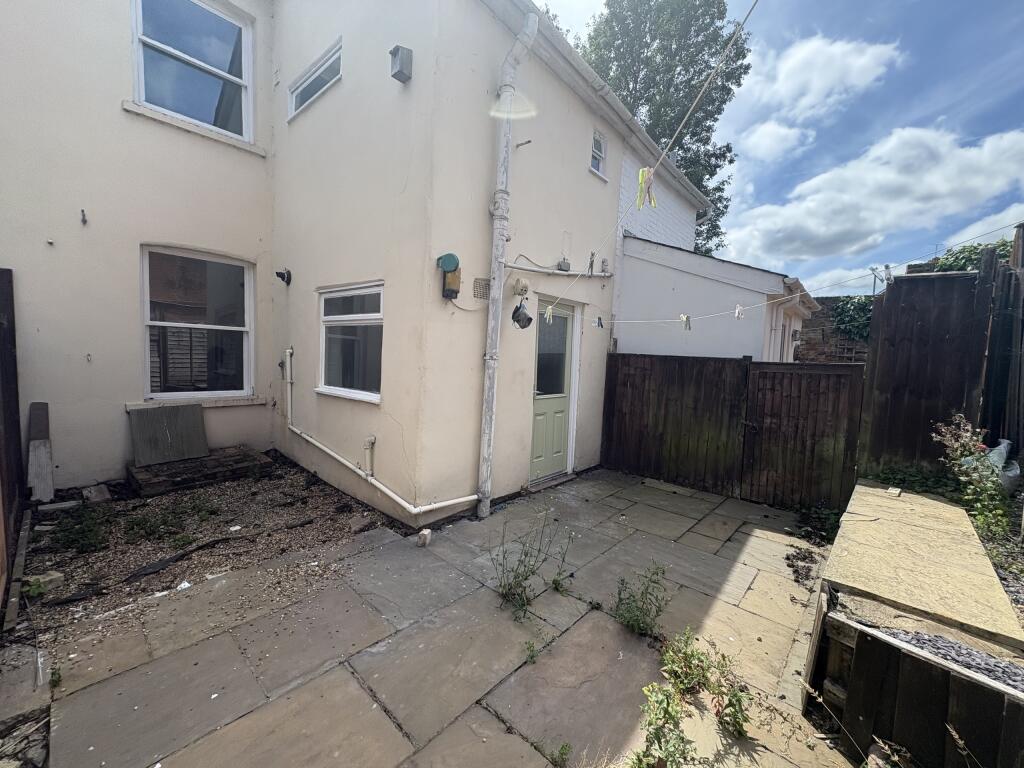 3 rose cottage garden .jpeg