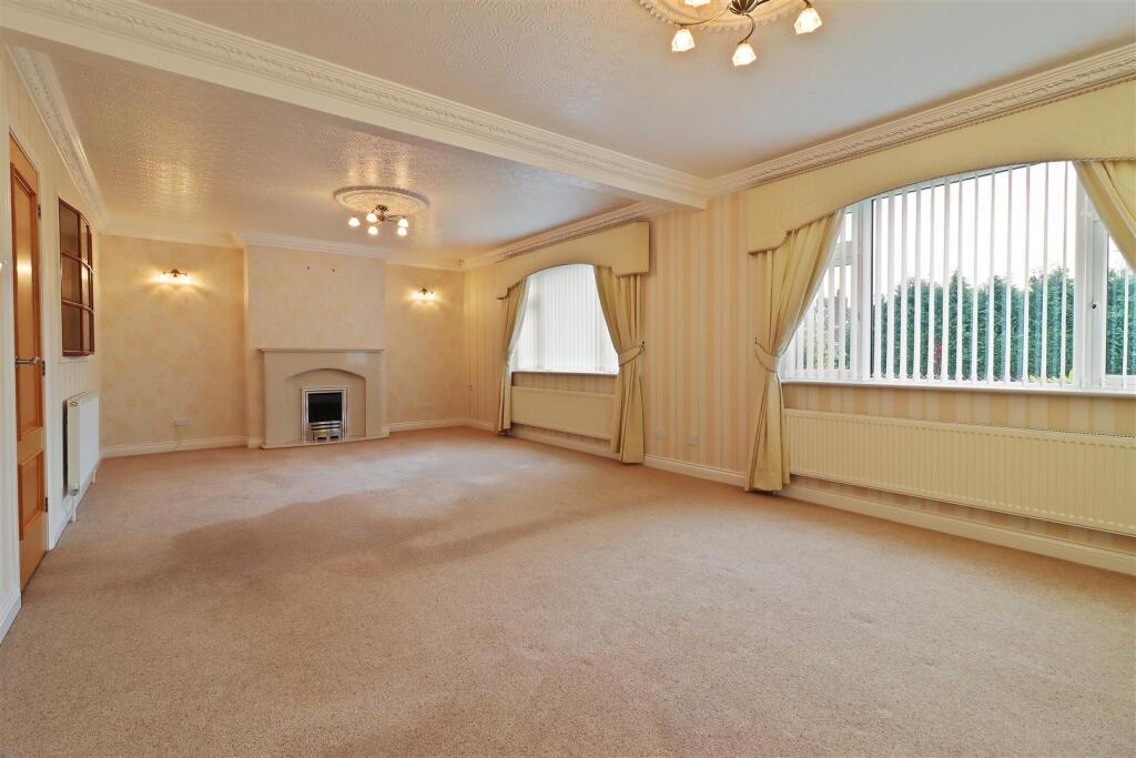 Spacious Front Reception Room