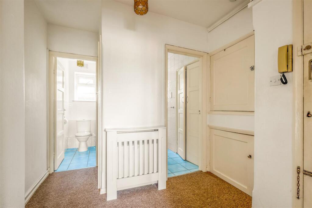 9 Stanford Court-9.jpg