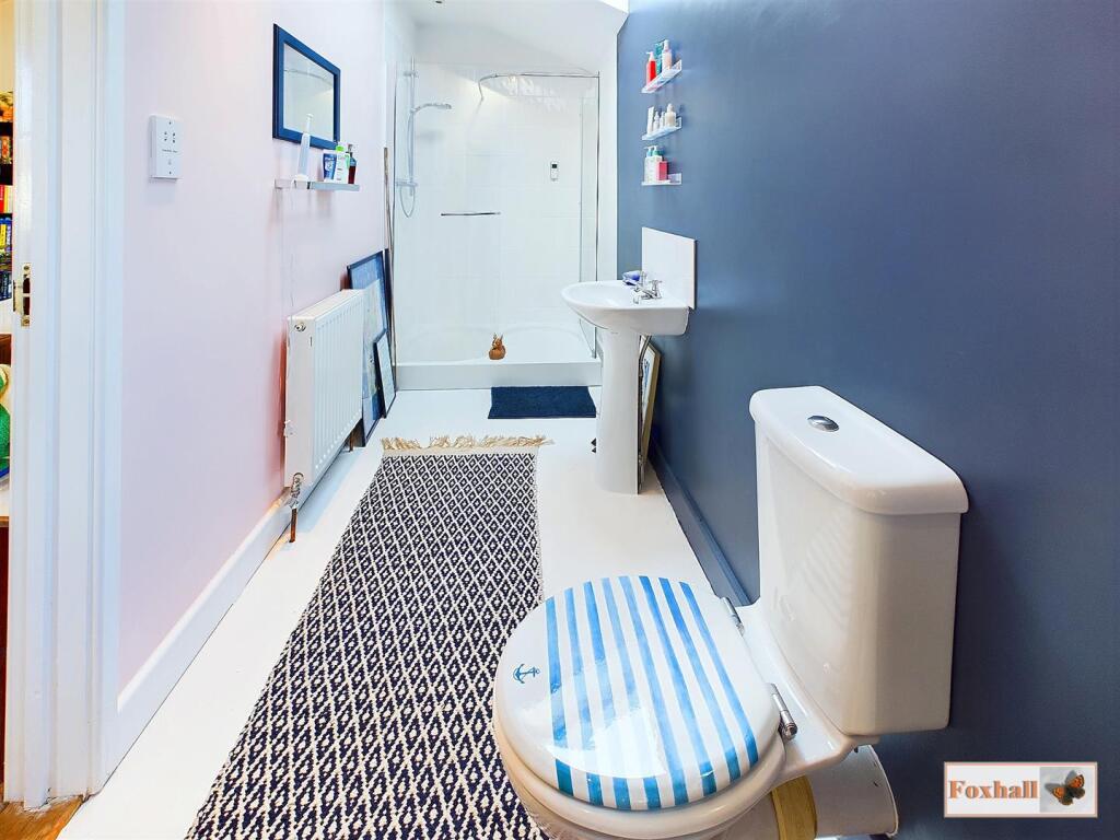 En-Suite Shower Room