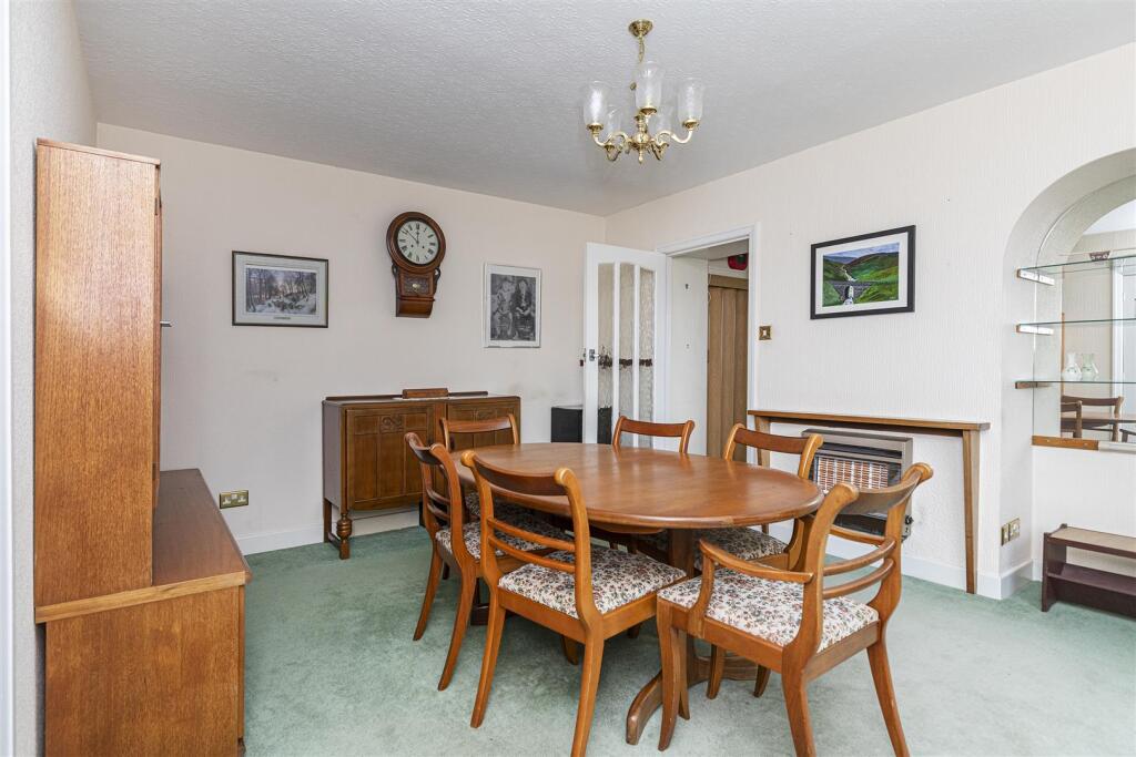 Bramleys Estate Agents - Flush House Lane - Holmfi