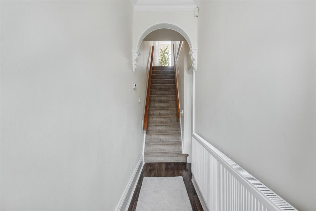 Entrance Hall.jpeg