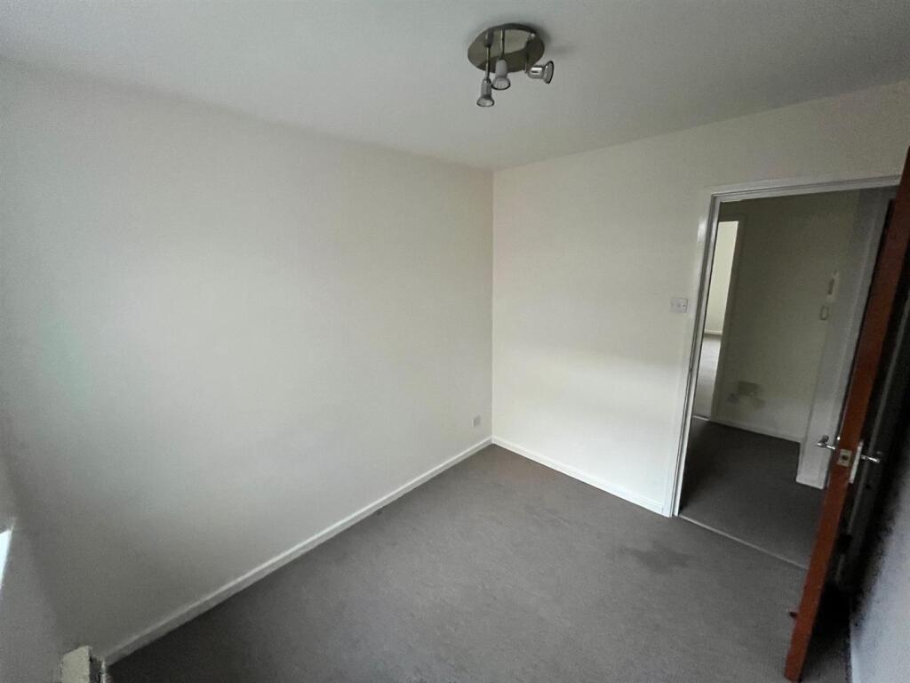 2nd Bedroom