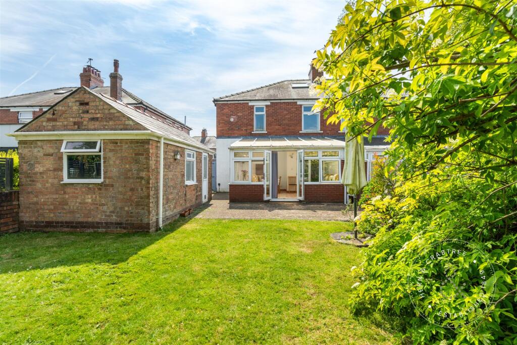 Caedelyn Road, HernCrabtree (29).jpg