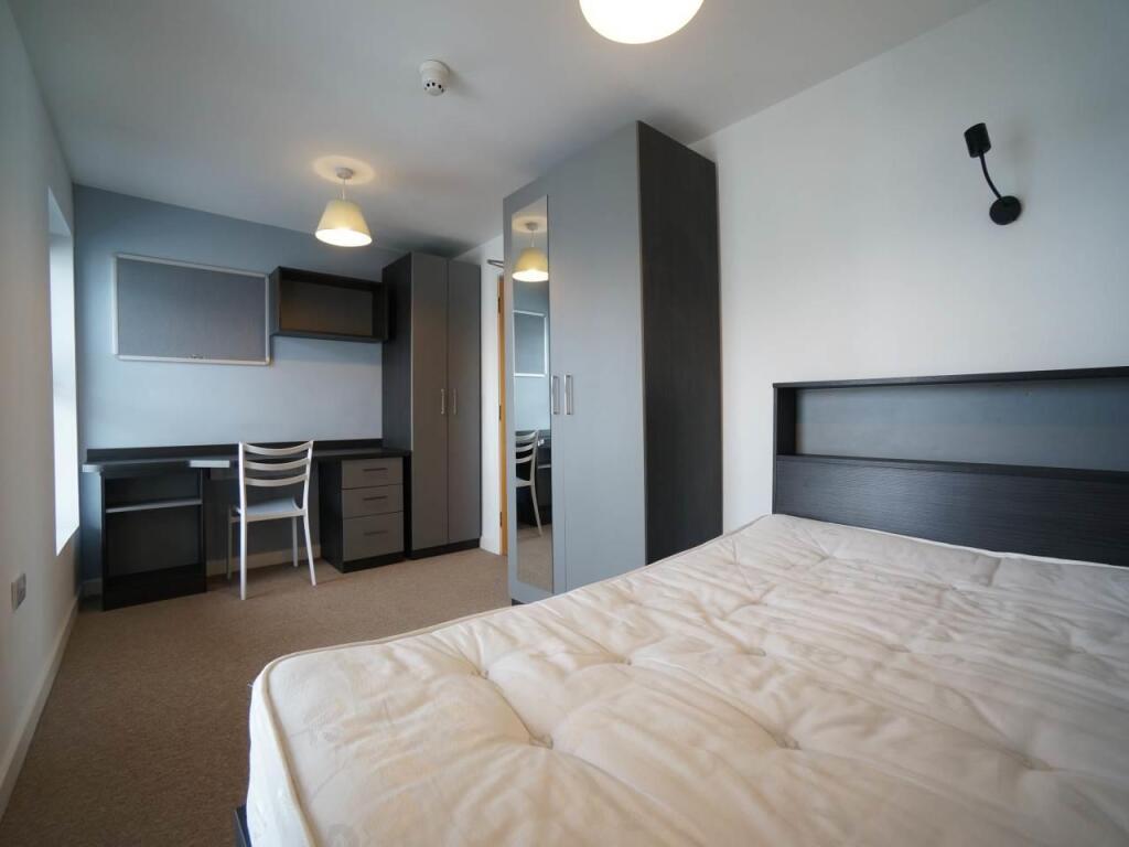 Bedroom 3.JPG