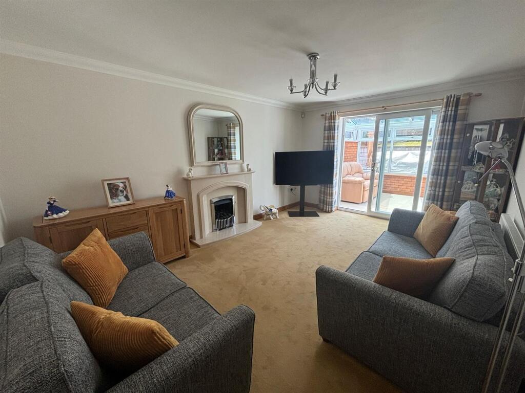 WhatsApp Image 2024-07-05 at 08.48.48_ed585713.jpg