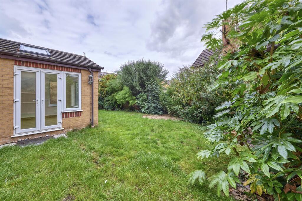 15 Sutton Rd Oundle-