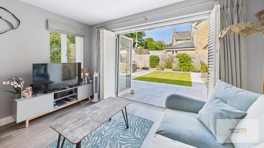 Kitchen sitting area