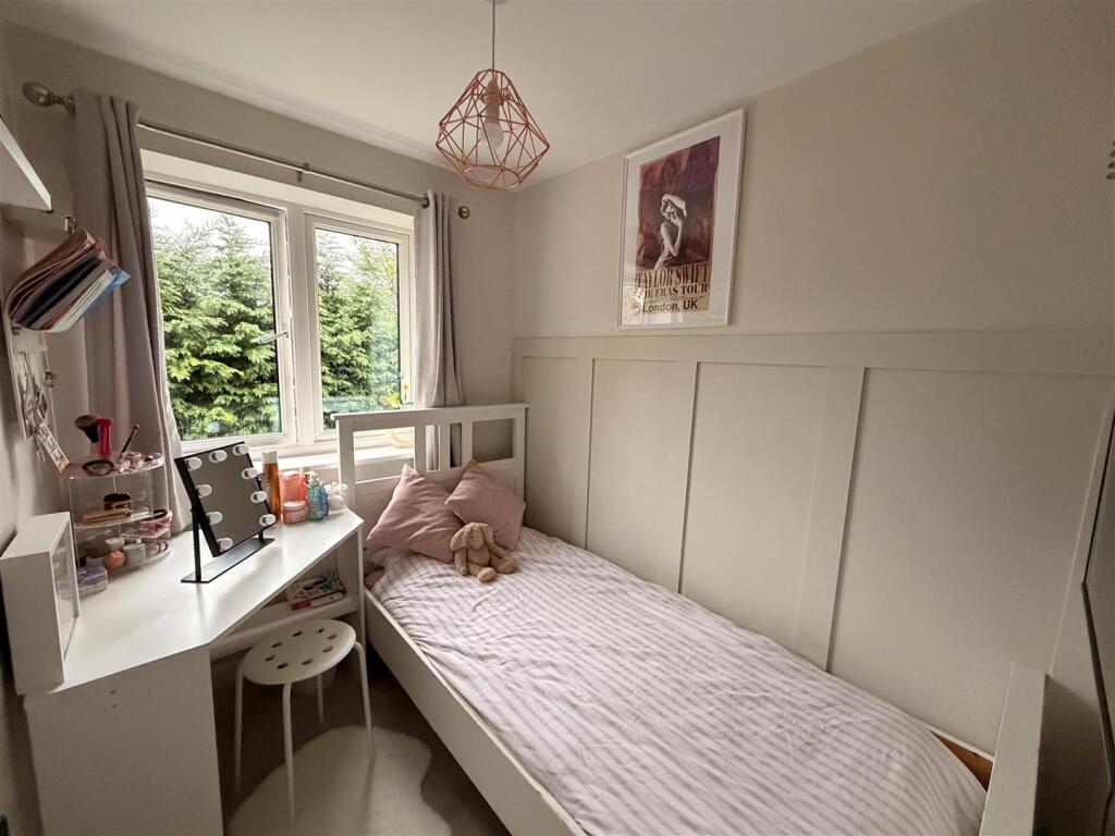 Bedroom 3.jpg