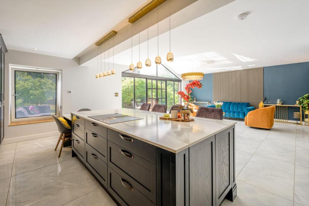 Open Plan Living Quarters 2